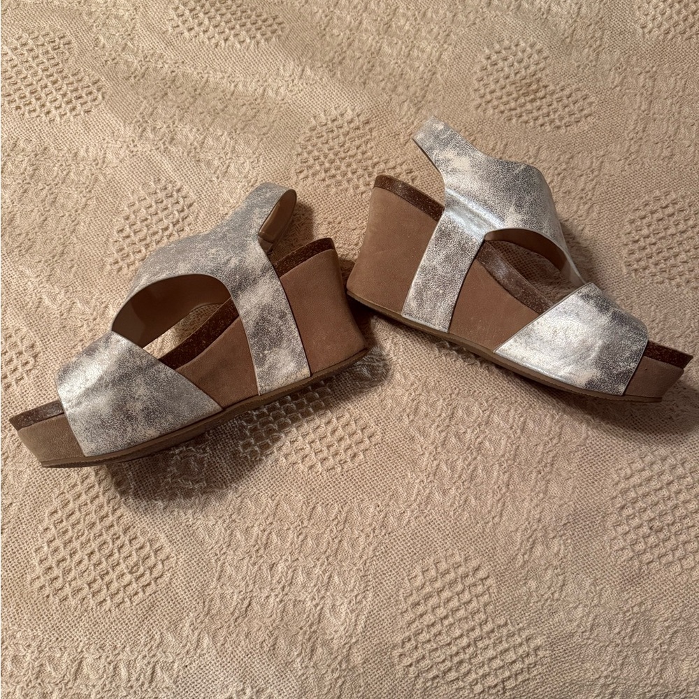 Nature Breeze Silver Wedge Sandals - Picture 2 of 6